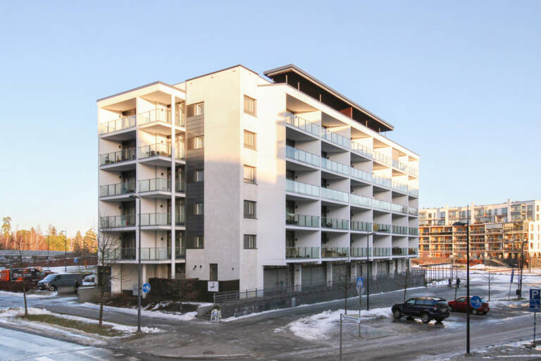 Julkisivukuva 3