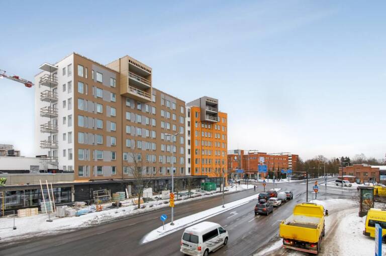 Julkisivukuva 1