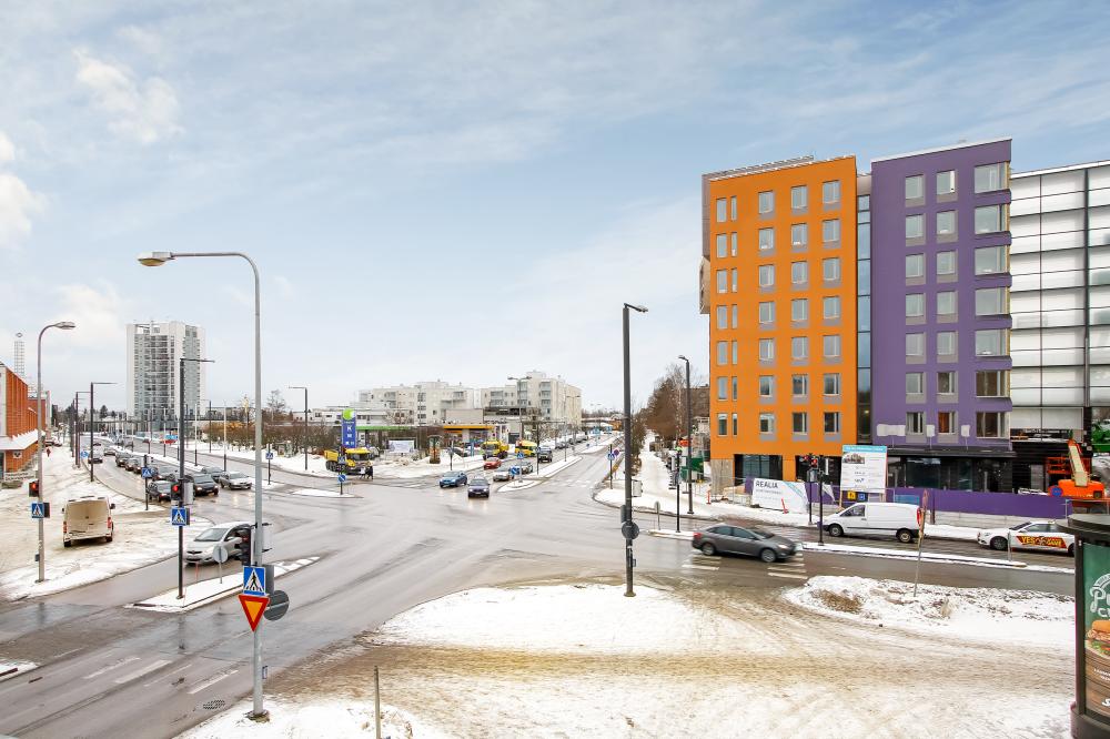 Julkisivukuva 3