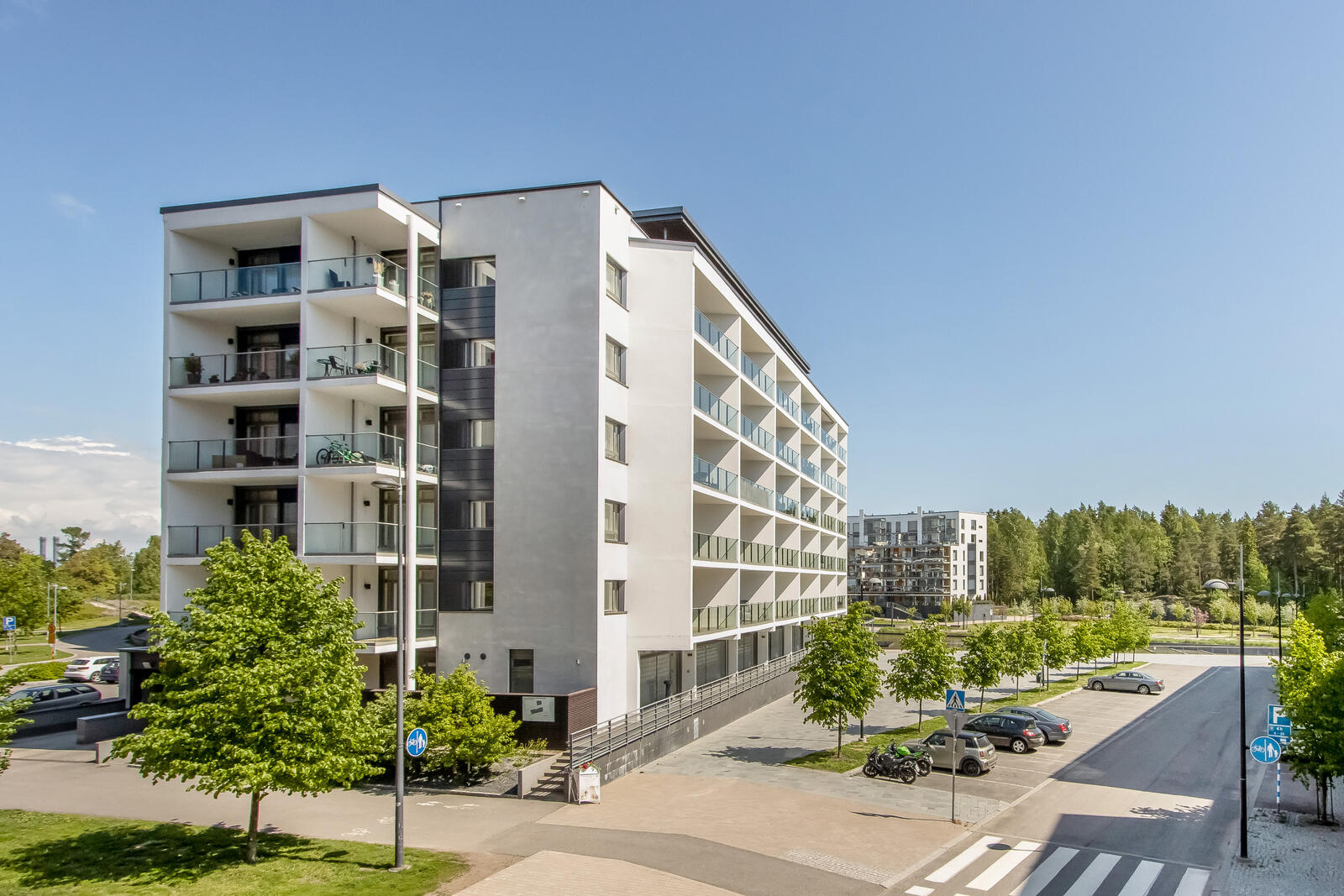 Julkisivukuva 5