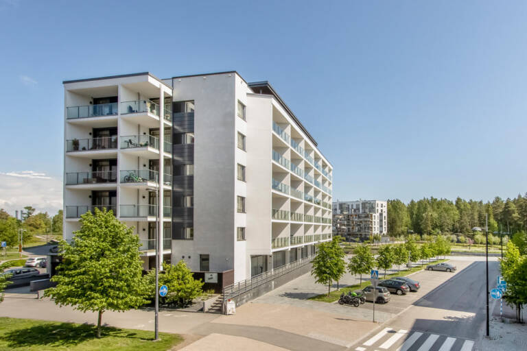 Julkisivukuva 5