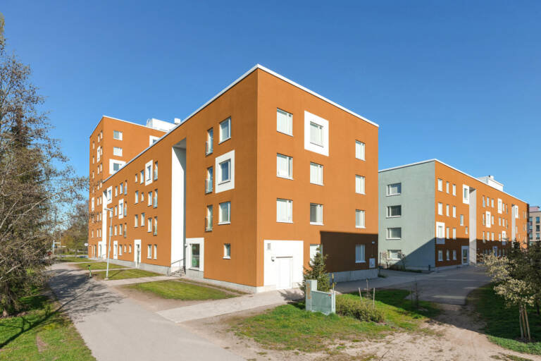 Julkisivukuva 2