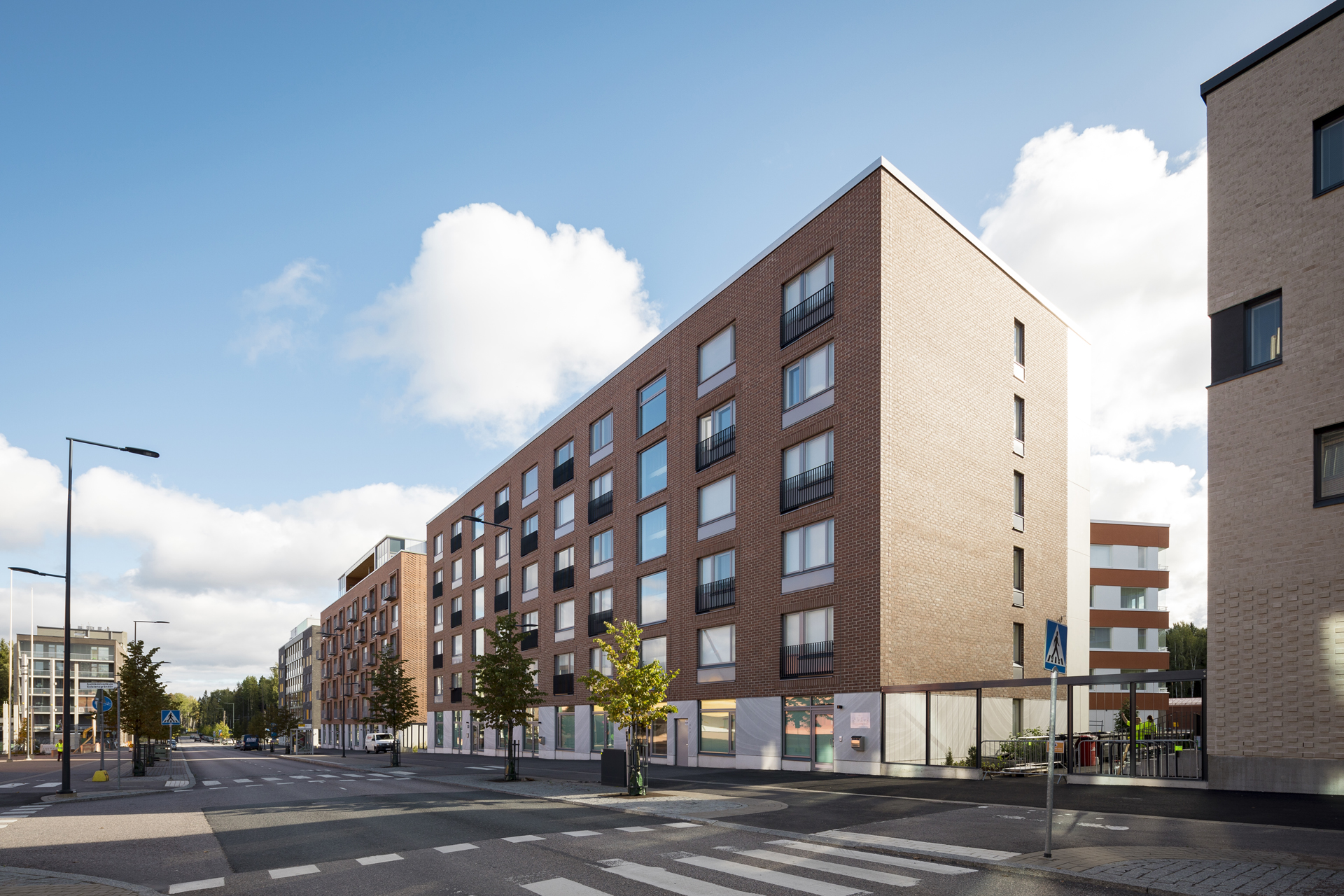 Julkisivukuva 5