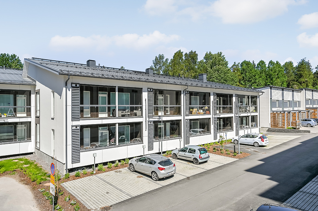 Julkisivukuva 3