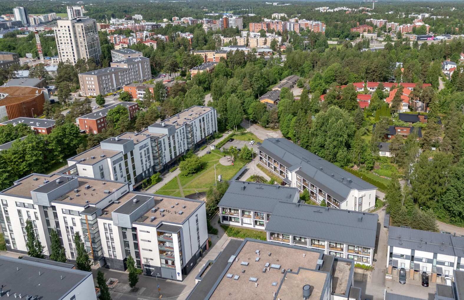 Julkisivukuva 3