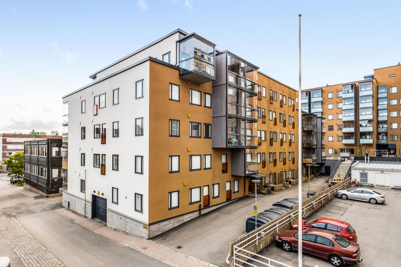 Julkisivukuva 11