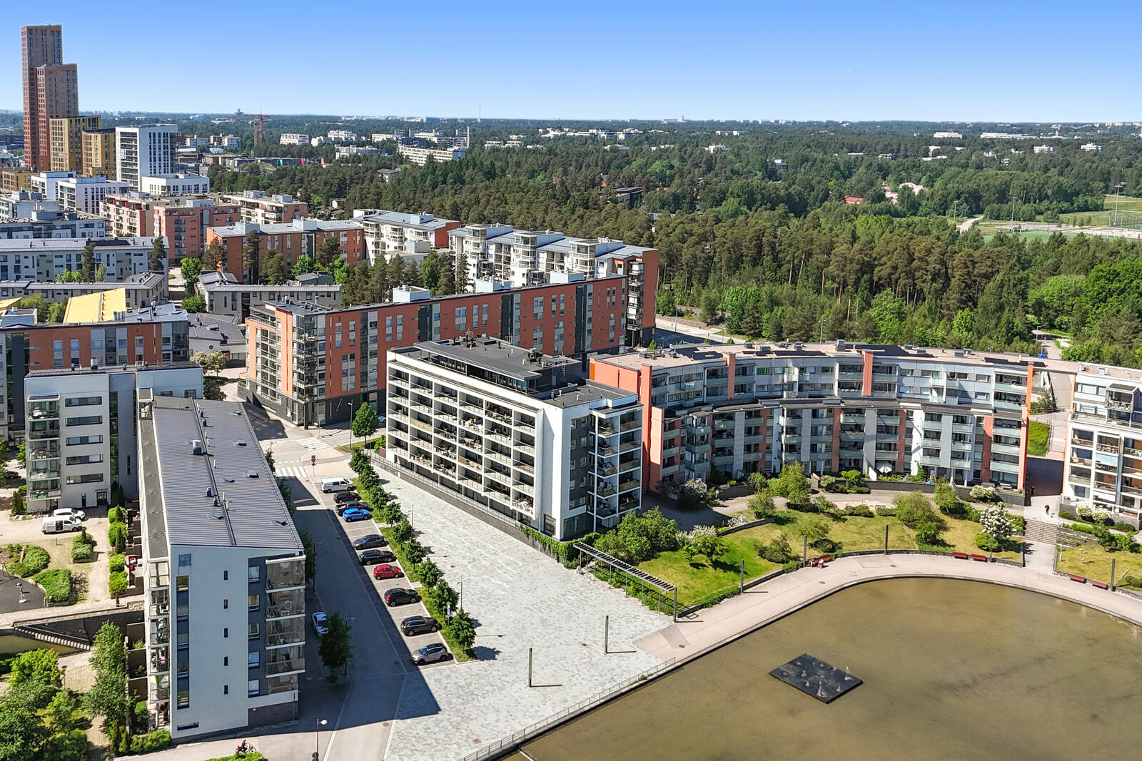 Julkisivukuva 2