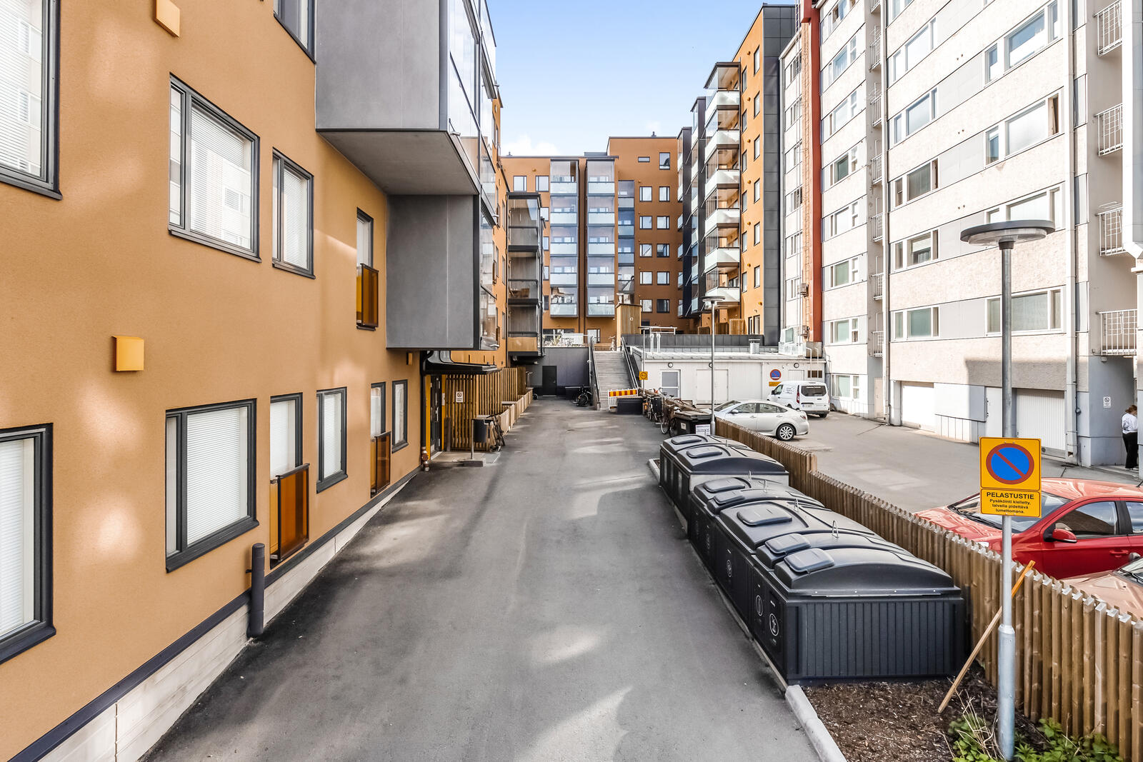 Julkisivukuva 4